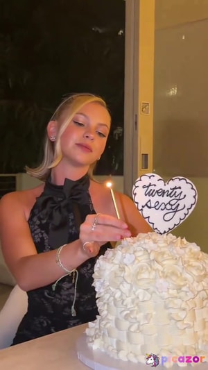 jordyn-jones video #529 photo n 529