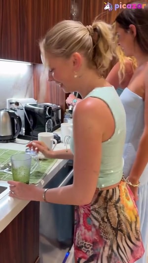 Jordyn Jones - Thumb