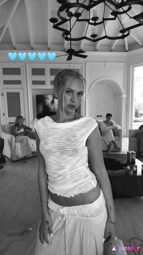 Jordyn Jones - Image