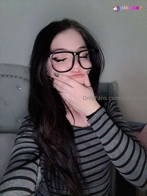 Strawbeariemilkk  - Thumb