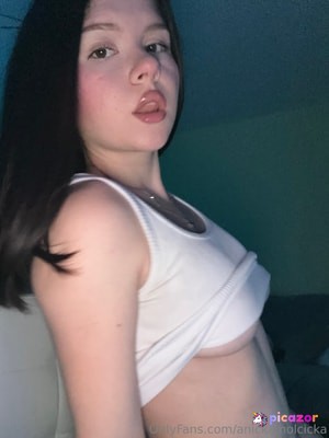 anicka-holcicka photo #8 photo n 8