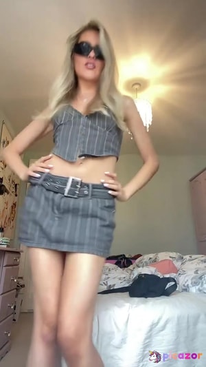 ellie-middleton video #49 photo n 49