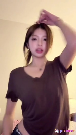 elyn-leong video #590 photo n 590