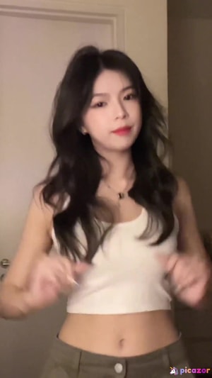 elyn-leong video #561 photo n 561
