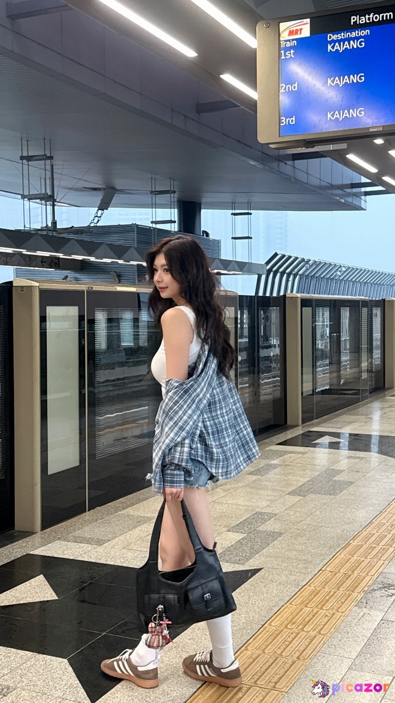Elyn Leong N466