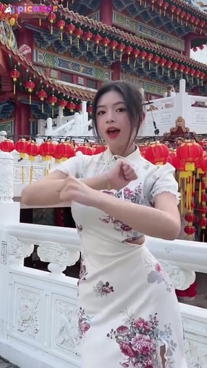 elyn-leong video #555 photo n 555