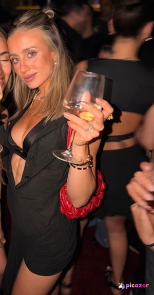 Morena Beltrán N43