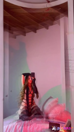 olivia-prada video #19 photo n 19