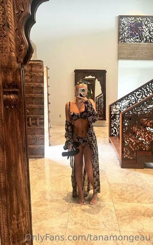 Tana Mongeau N1