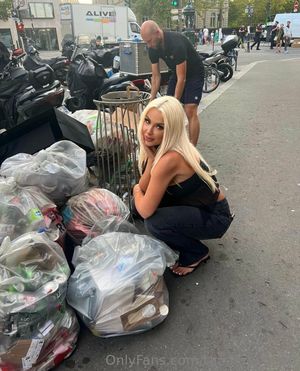 Tana Mongeau N6