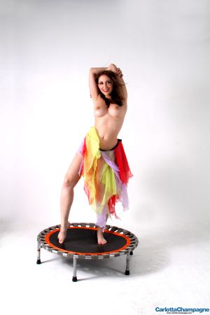 carlotta-champagne-1 photo #305 photo n 305