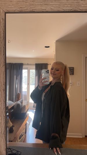 Loren Gray N52