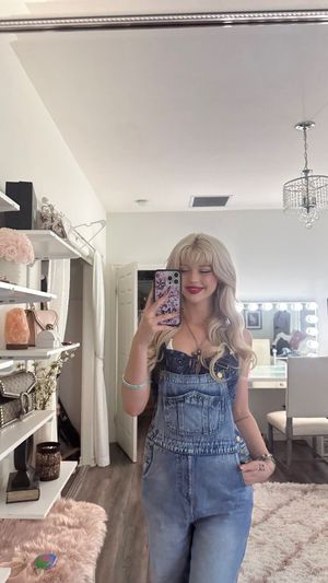 Loren Gray N97