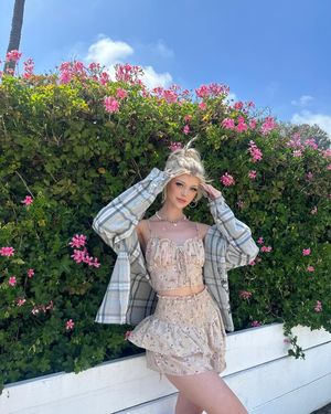loren-gray-1 photo #711 photo n 711