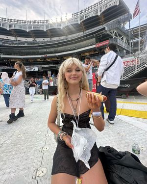 loren-gray-1 photo #826 photo n 826