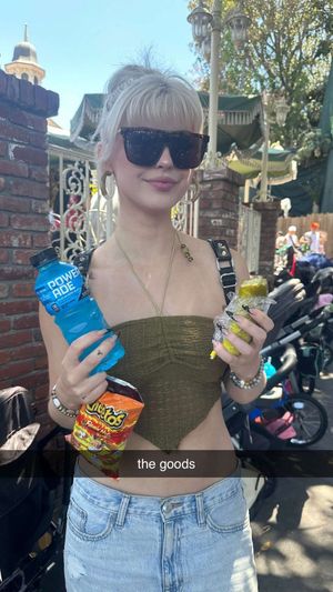 Loren Gray N98