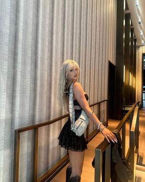 loren-gray-1 photo #828 photo n 828