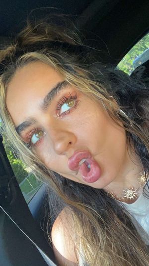 Sommer Ray N213