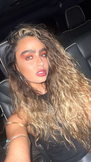 Sommer Ray N205