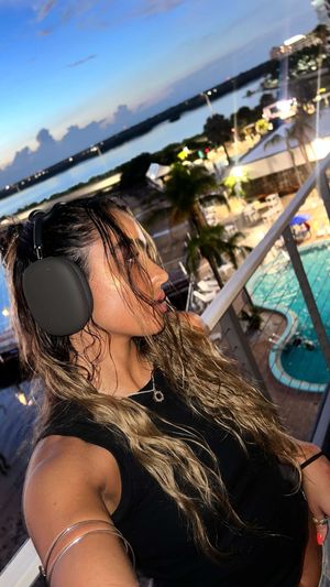 Sommer Ray N182