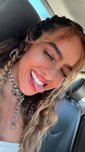 Sommer Ray N165