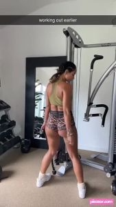 Sommer Ray N192