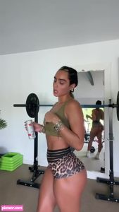 Sommer Ray N196