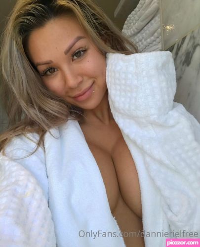 Dannie Riel  - Image