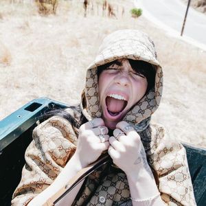 Billie Eilish - Thumb