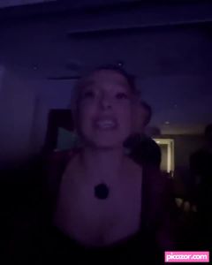 millie-bobby-brown-1 video #571 photo n 571