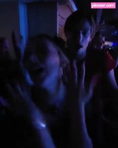 millie-bobby-brown-1 video #572 photo n 572