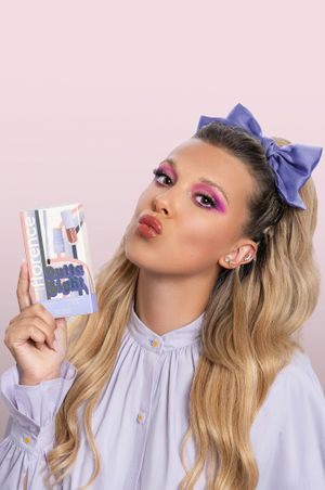 Millie Bobby Brown N28