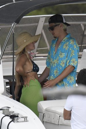 millie-bobby-brown-1 photo #177 photo n 177