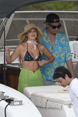 millie-bobby-brown-1 photo #150 photo n 150