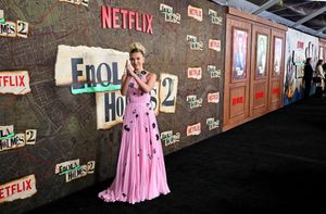 millie-bobby-brown-1 photo #331 photo n 331