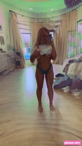 Paige Vanzant - Thumb