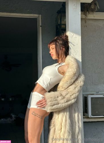 Lana Rhoades - Image