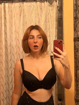 Megan Bitchell - Thumb