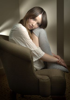 emily-browning-1 photo #94 photo n 94