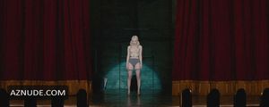 emily-browning-1 photo #91 photo n 91