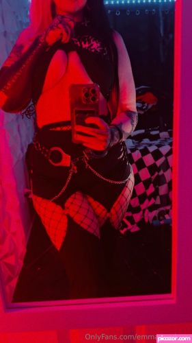 Emmamaybyte  - Image