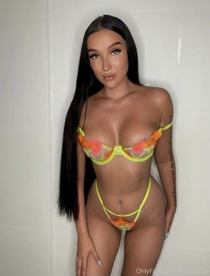 Inkkubabe  - Thumb