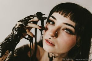 Naomih666  - Thumb