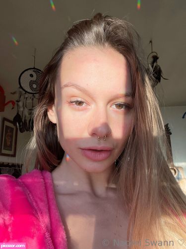 Naomi Swann - Image