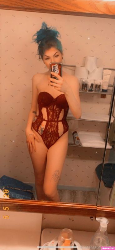 simplyalliie N10