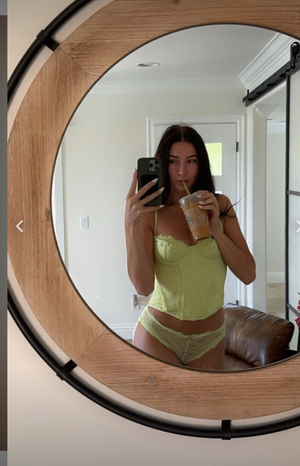 ellie vandeel N18