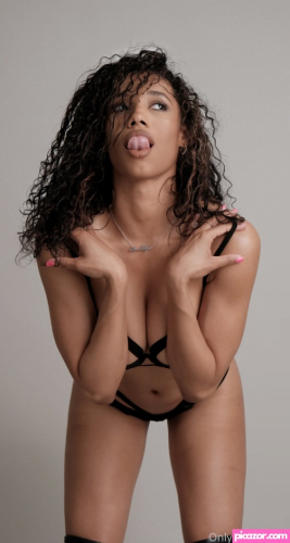 Brookliyn Wren  - Image