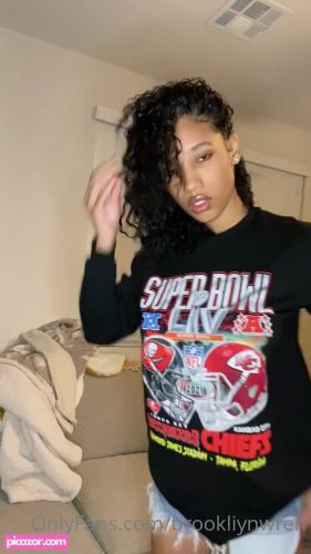 Brookliyn Wren  - Image