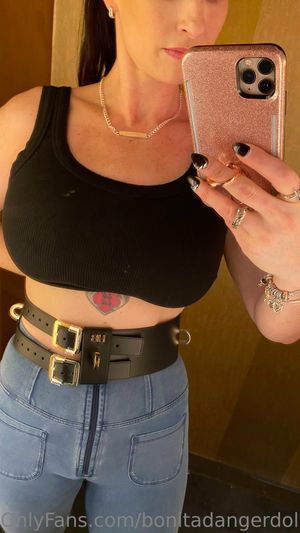 bonitadangerdoll  - Thumb