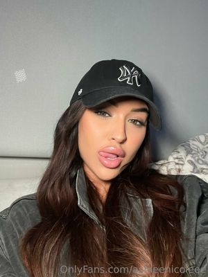 ashleenicoleee N35